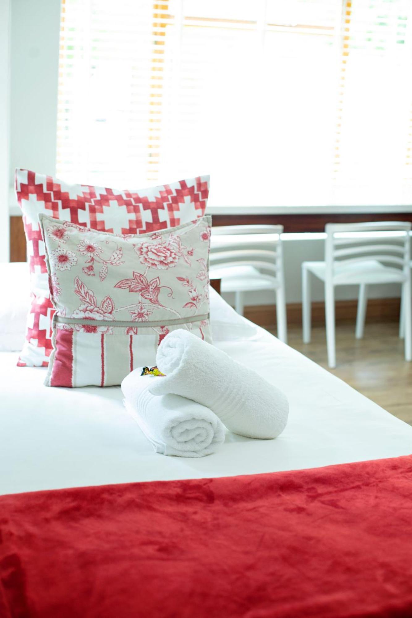 Crisp Guest Rooms Bloemfontein Exterior foto