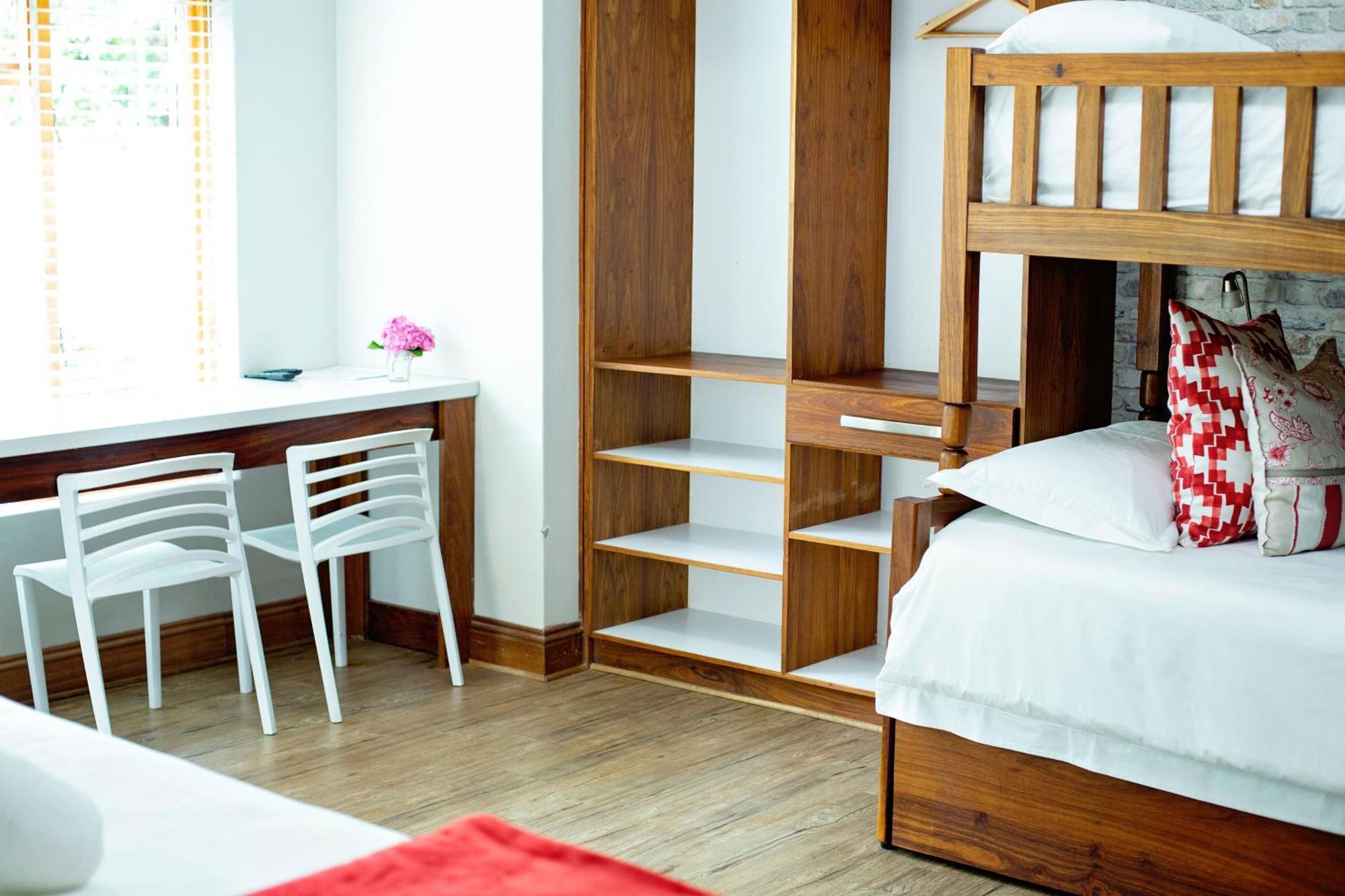 Crisp Guest Rooms Bloemfontein Exterior foto