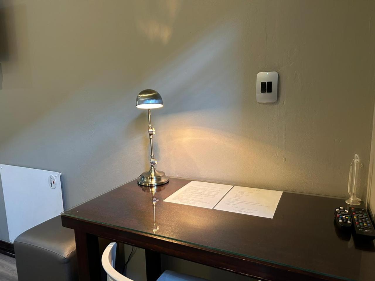Crisp Guest Rooms Bloemfontein Exterior foto